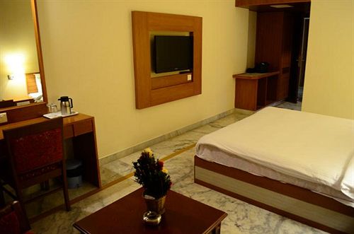 Hotel BKR Grand